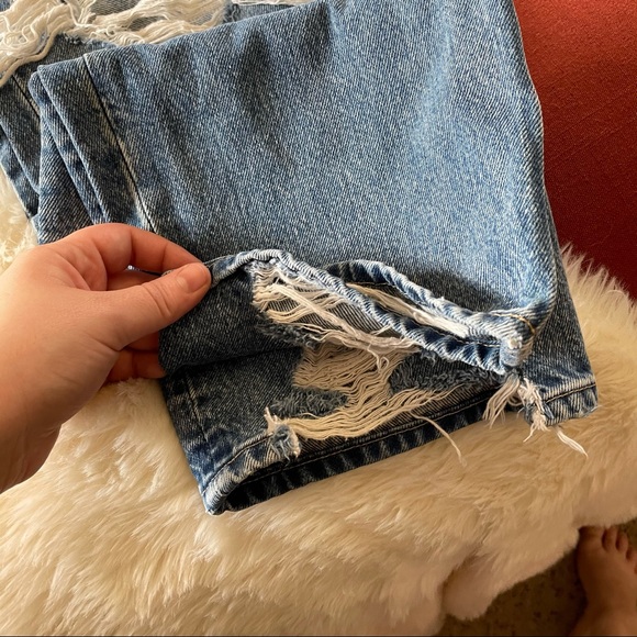 GAP cheeky straight distressed button fly jeans - Picture 4 of 6